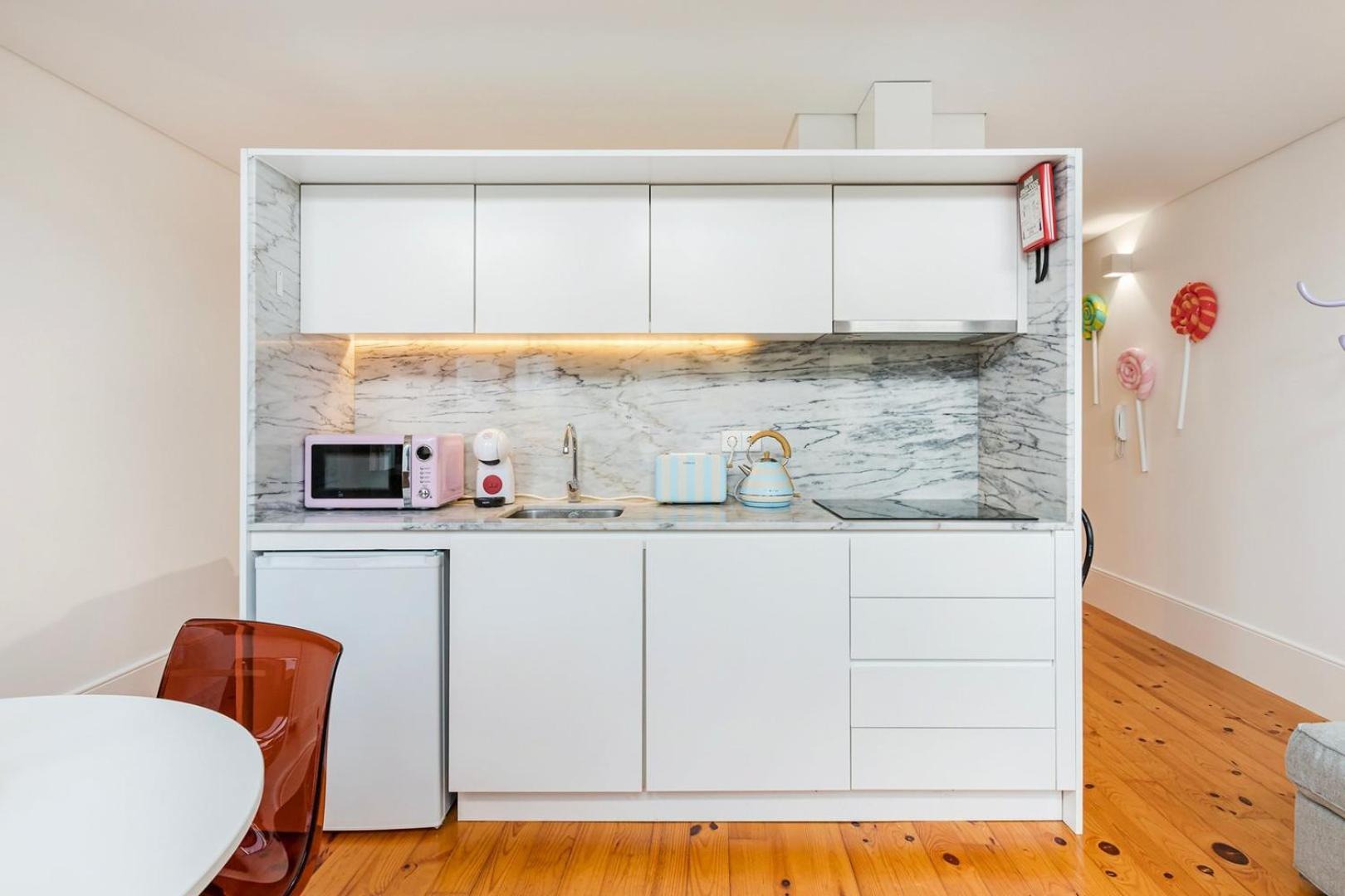Апартаменты Guestready - Stylish Haven Near Porto Cathedral Экстерьер фото